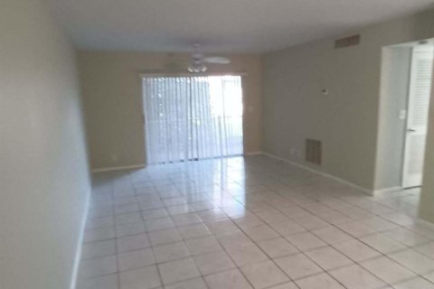 Copropriété à louer à Boca Raton, Floride: 2 chambres, 78.69 m2 № 2087585 - photo 4