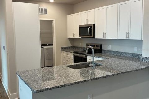 Apartamento en alquiler en Mount Dora, Florida, 1 dormitorio, 89.46 m2 № 1908076 - foto 13