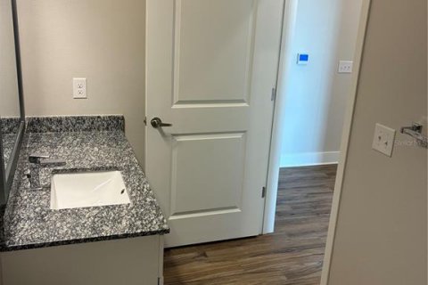 Apartamento en alquiler en Mount Dora, Florida, 1 dormitorio, 89.46 m2 № 1908076 - foto 2