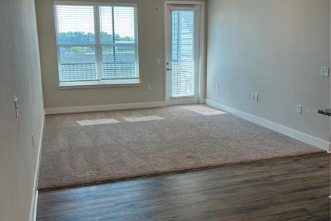 Apartamento en alquiler en Mount Dora, Florida, 1 dormitorio, 89.46 m2 № 1908076 - foto 7
