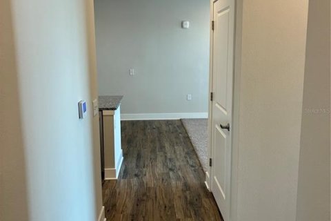 Apartamento en alquiler en Mount Dora, Florida, 1 dormitorio, 89.46 m2 № 1908076 - foto 5