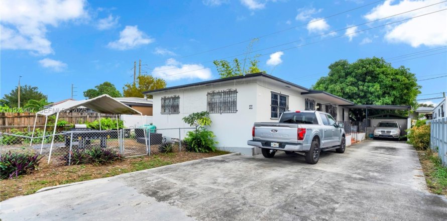 Casa en Miami, Florida 2 dormitorios, 83.24 m2 № 1983513