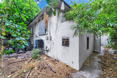 Casa en venta en Miami, Florida, 2 dormitorios, 83.24 m2 № 1983513 - foto 23