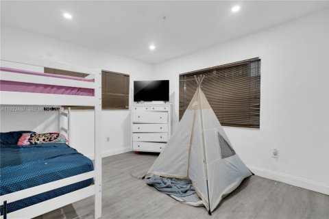 Casa en venta en Miami, Florida, 2 dormitorios, 83.24 m2 № 1983513 - foto 18