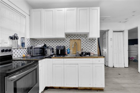 Casa en venta en Miami, Florida, 2 dormitorios, 83.24 m2 № 1983513 - foto 6