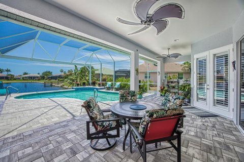 Villa ou maison à vendre à Fort Myers, Floride: 4 chambres, 228.45 m2 № 2416973 - photo 13