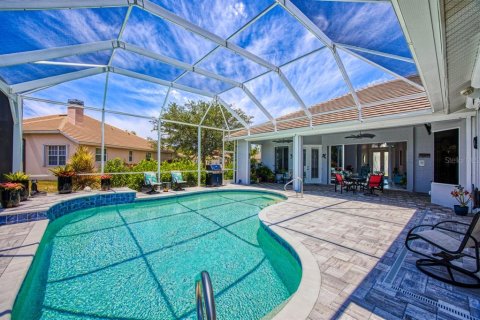 Villa ou maison à vendre à Fort Myers, Floride: 4 chambres, 228.45 m2 № 2416973 - photo 3