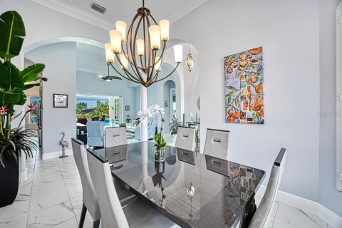 Villa ou maison à vendre à Fort Myers, Floride: 4 chambres, 228.45 m2 № 2416973 - photo 12