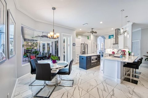 Villa ou maison à vendre à Fort Myers, Floride: 4 chambres, 228.45 m2 № 2416973 - photo 17