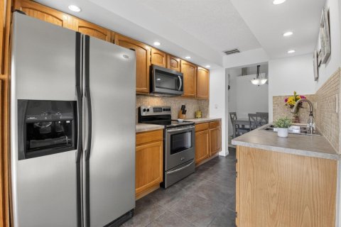 Townhouse in Boca Raton, Florida 3 bedrooms, 148.92 sq.m. № 2254657 - photo 11