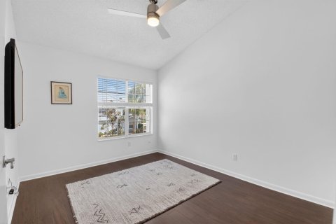 Townhouse in Boca Raton, Florida 3 bedrooms, 148.92 sq.m. № 2254657 - photo 20