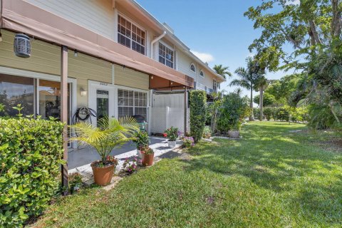 Townhouse in Boca Raton, Florida 3 bedrooms, 148.92 sq.m. № 2254657 - photo 24