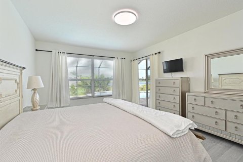 Villa ou maison à vendre à Bradenton, Floride: 3 chambres, 267.47 m2 № 2298562 - photo 22