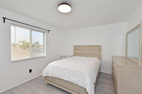 Villa ou maison à vendre à Bradenton, Floride: 3 chambres, 267.47 m2 № 2298562 - photo 26