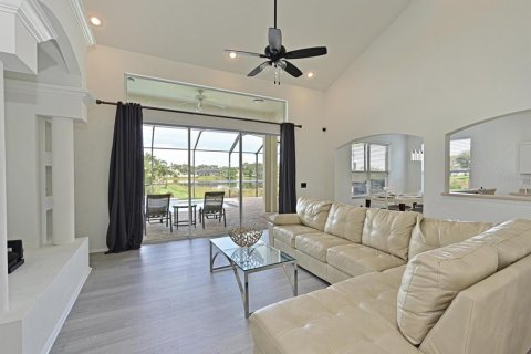 Villa ou maison à vendre à Bradenton, Floride: 3 chambres, 267.47 m2 № 2298562 - photo 10