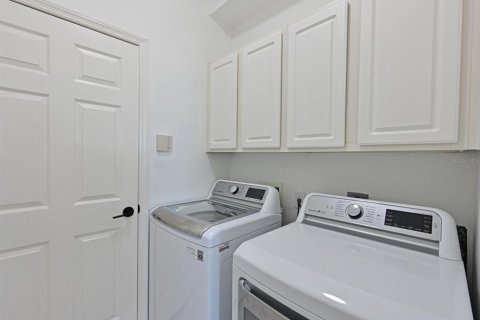 Villa ou maison à vendre à Bradenton, Floride: 3 chambres, 267.47 m2 № 2298562 - photo 19