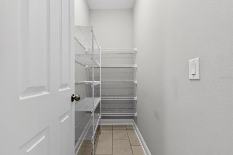 Casa en venta en Orlando, Florida, 4 dormitorios, 278.99 m2 № 2110391 - foto 22