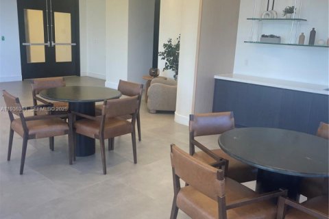 Condominio en alquiler en Hollywood, Florida, 2 dormitorios № 2088445 - foto 9