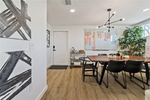 Villa ou maison à vendre à Tampa, Floride: 3 chambres, 118.73 m2 № 2390909 - photo 9