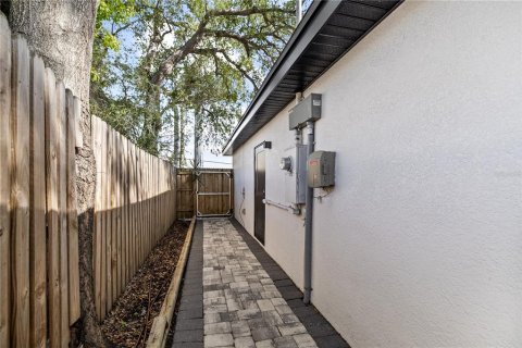 Villa ou maison à vendre à Tampa, Floride: 3 chambres, 118.73 m2 № 2390909 - photo 29