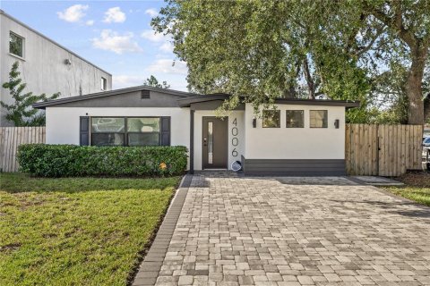 Villa ou maison à Tampa, Floride 3 chambres, 118.73 m2 № 2390909