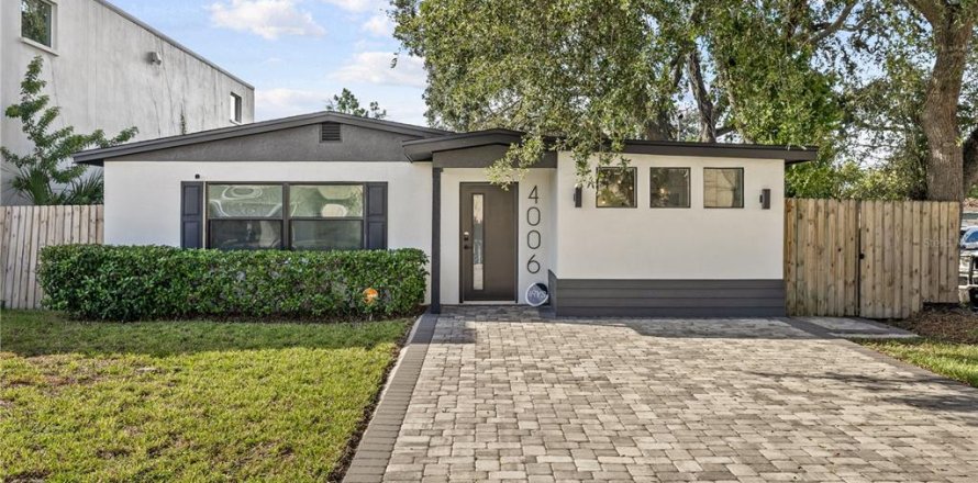 Villa ou maison à Tampa, Floride 3 chambres, 118.73 m2 № 2390909