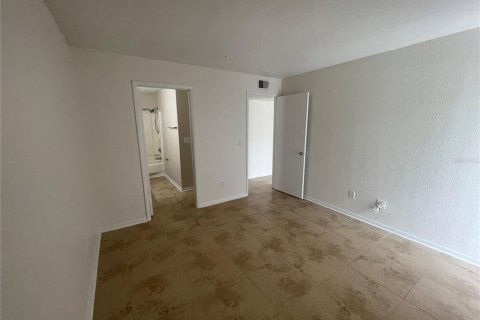 Купить кондоминиум в Палм-Харбор, Флорида 5 комнат, 83.43м2, № 1280207 - фото 26
