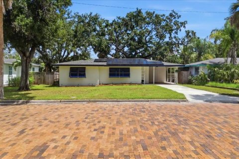 Villa ou maison à Dunedin, Floride 3 chambres, 104.89 m2 № 2347761