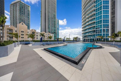 Condo in Miami, Florida, 1 bedroom  № 2026137 - photo 30