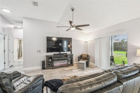Villa ou maison à vendre à Spring Hill, Floride: 3 chambres, 115.11 m2 № 1820940 - photo 10