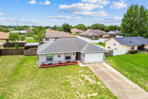 Villa ou maison à vendre à Spring Hill, Floride: 3 chambres, 115.11 m2 № 1820940 - photo 2