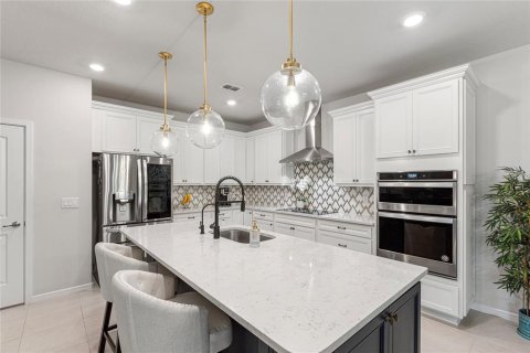 Casa en venta en Land O' Lakes, Florida, 5 dormitorios, 317.35 m2 № 1835519 - foto 8