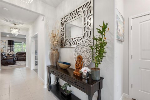 Casa en venta en Land O' Lakes, Florida, 5 dormitorios, 317.35 m2 № 1835519 - foto 5