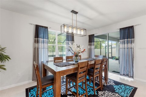Casa en venta en Land O' Lakes, Florida, 5 dormitorios, 317.35 m2 № 1835519 - foto 12