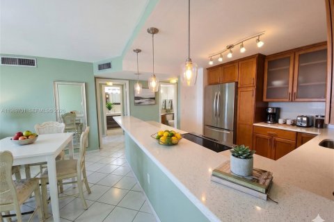 Condo in Aventura, Florida, 1 bedroom  № 2064505 - photo 5