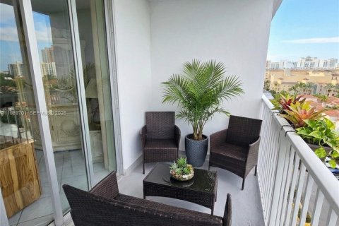 Condo in Aventura, Florida, 1 bedroom  № 2064505 - photo 11