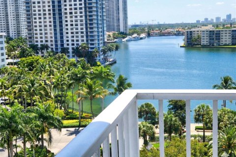 Condo in Aventura, Florida, 1 bedroom  № 2064505 - photo 4