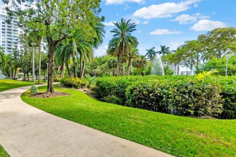Condo in Aventura, Florida, 1 bedroom  № 2064505 - photo 20