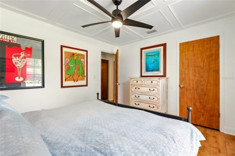 House in New Smyrna Beach, Florida 3 bedrooms, 119.57 sq.m. № 1682986 - photo 6