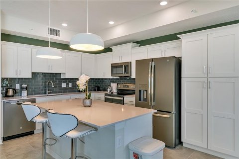Condo in Kissimmee, Florida, 2 bedrooms  № 1869139 - photo 6