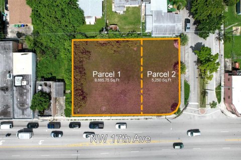 Immobilier commercial à vendre à Miami, Floride № 1931683 - photo 2