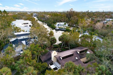 Villa ou maison à vendre à Sarasota, Floride: 2 chambres, 285.58 m2 № 1533595 - photo 1