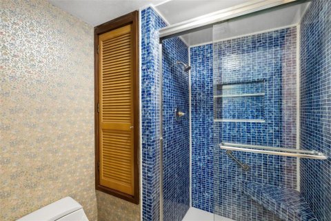 Villa ou maison à vendre à Sarasota, Floride: 2 chambres, 285.58 m2 № 1533595 - photo 30