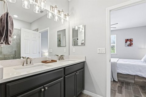 Touwnhouse à louer à Tampa, Floride: 3 chambres, 175.03 m2 № 2148519 - photo 16