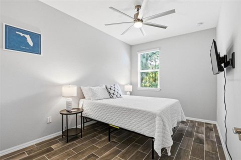 Touwnhouse à louer à Tampa, Floride: 3 chambres, 175.03 m2 № 2148519 - photo 18