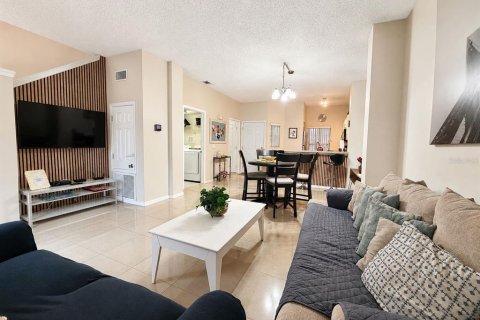 Adosado en venta en Kissimmee, Florida, 3 dormitorios, 119.47 m2 № 2205534 - foto 2