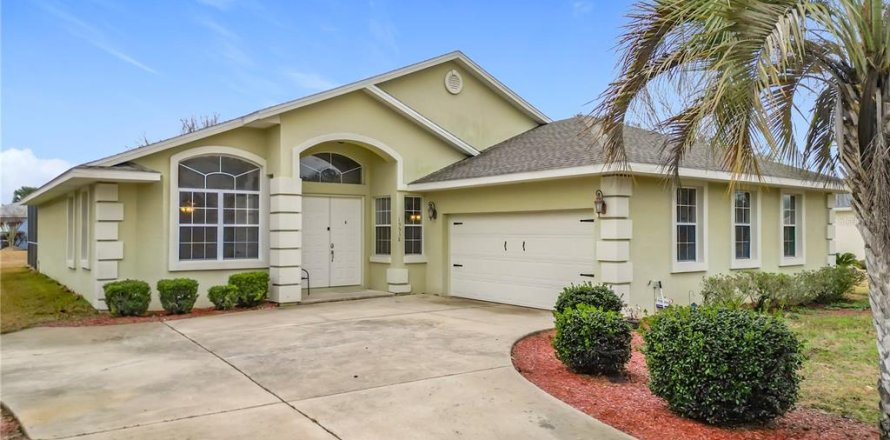 Casa en Ocala, Florida 3 dormitorios, 239.59 m2 № 1536314