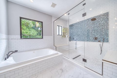 Casa en venta en Palmetto Bay, Florida, 4 dormitorios, 239.69 m2 № 2382780 - foto 16