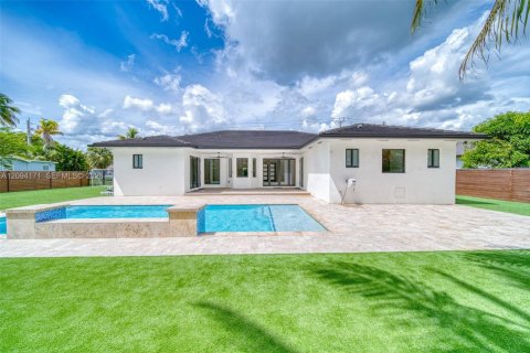 Casa en venta en Palmetto Bay, Florida, 4 dormitorios, 239.69 m2 № 2382780 - foto 28