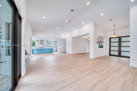 Casa en venta en Palmetto Bay, Florida, 4 dormitorios, 239.69 m2 № 2382780 - foto 4